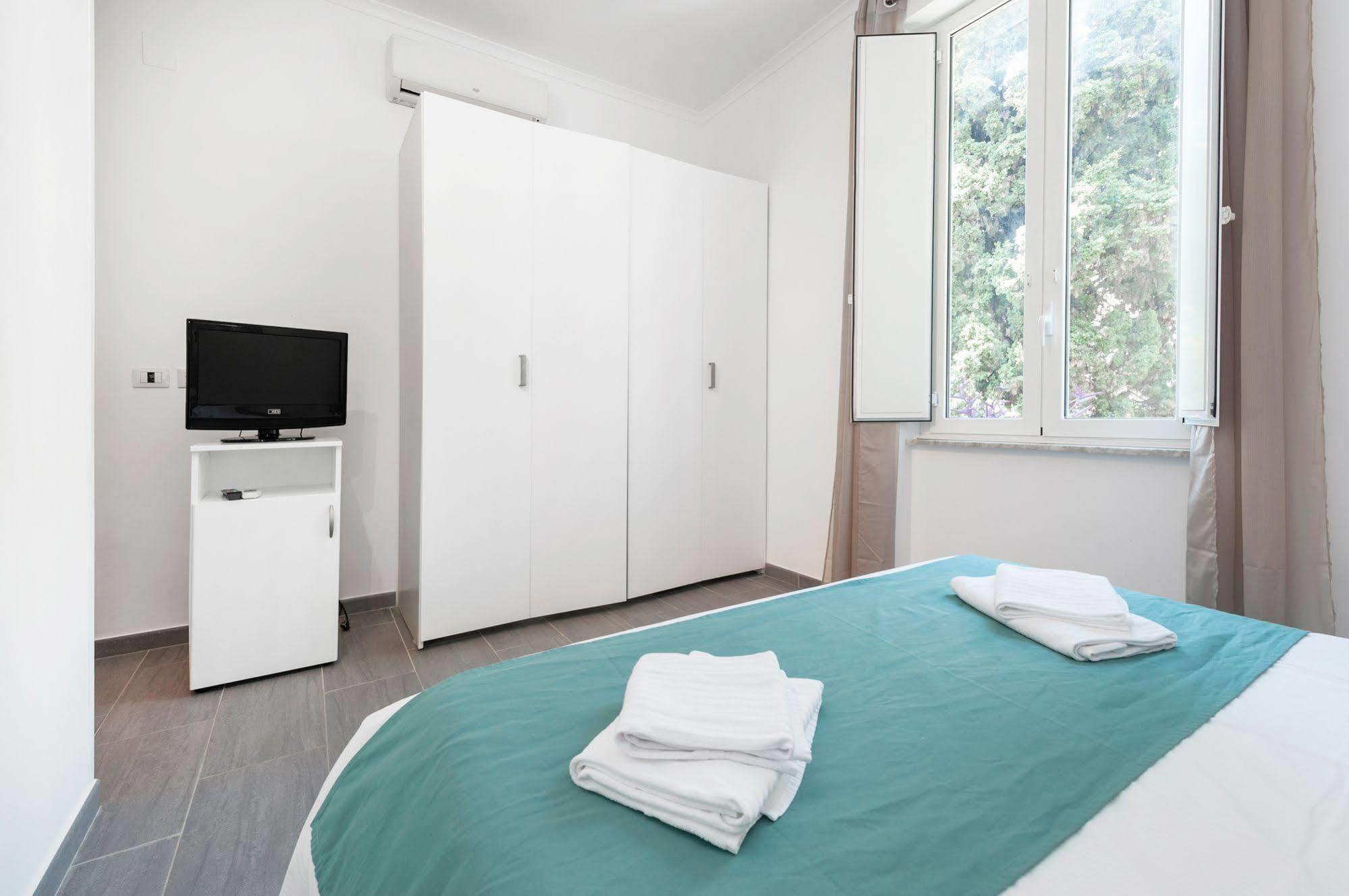 Residenza Maxima Aparthotel Rome Exterior photo